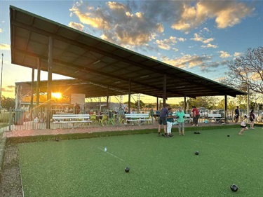 TriviaBarefootBowls-10.jpg